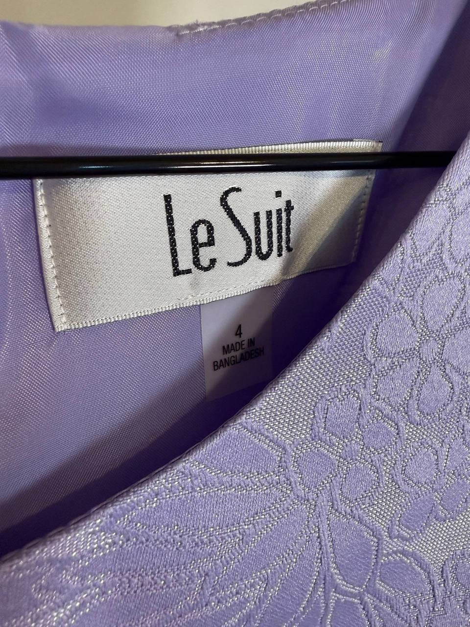 Le Suit Sleeveless Sheath Dress – Lavender– Size 4 – NWT-(Dress Only)