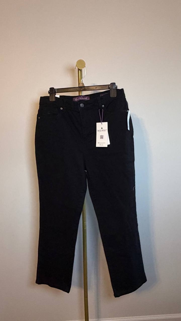 Gloria Vanderbilt Amanda Slimming Stretch Jeans Black 12PS NWT $52