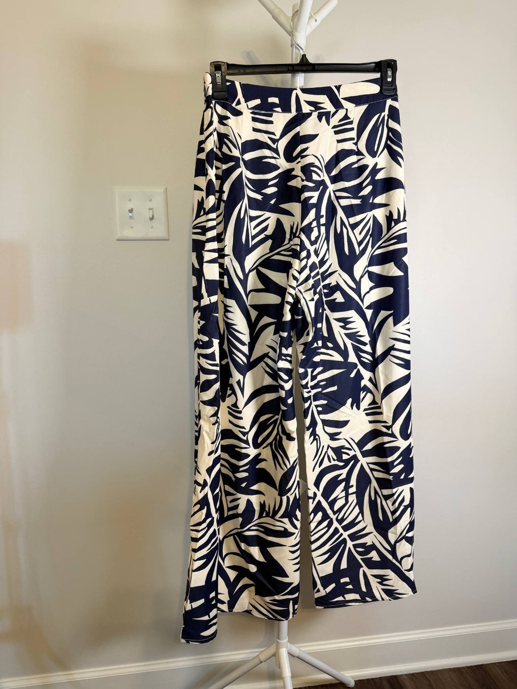 Cupshe Tropical Floral Wide Leg Pants Blue Size M