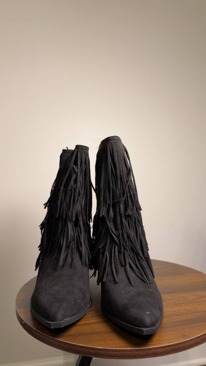 Wild  Pair  Booties  Black  9.5M  New  $80