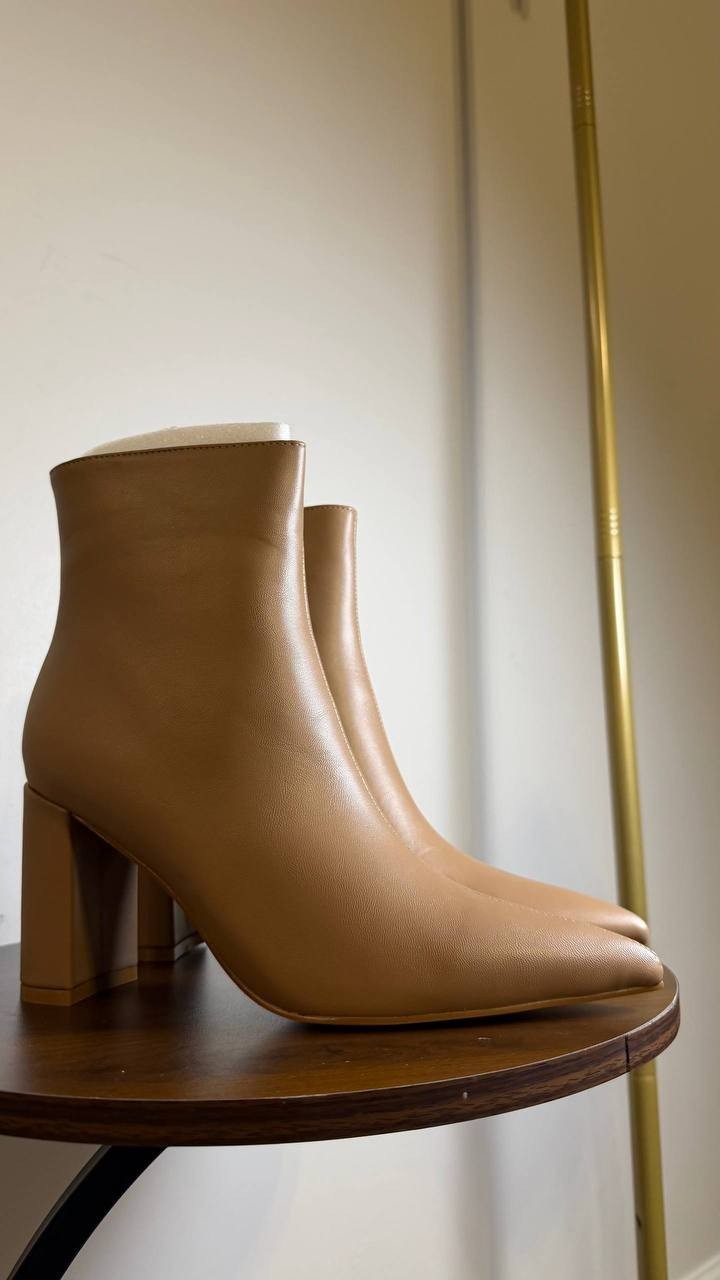 G.C. Shoes Nude Faux Leather Booties Size 8 New in Box $99.99