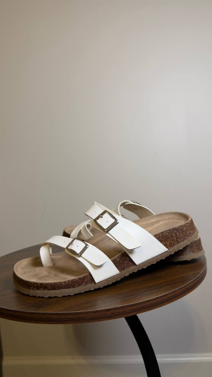 MaddenGirl Footbed Sandals White 7.5 New $55.00