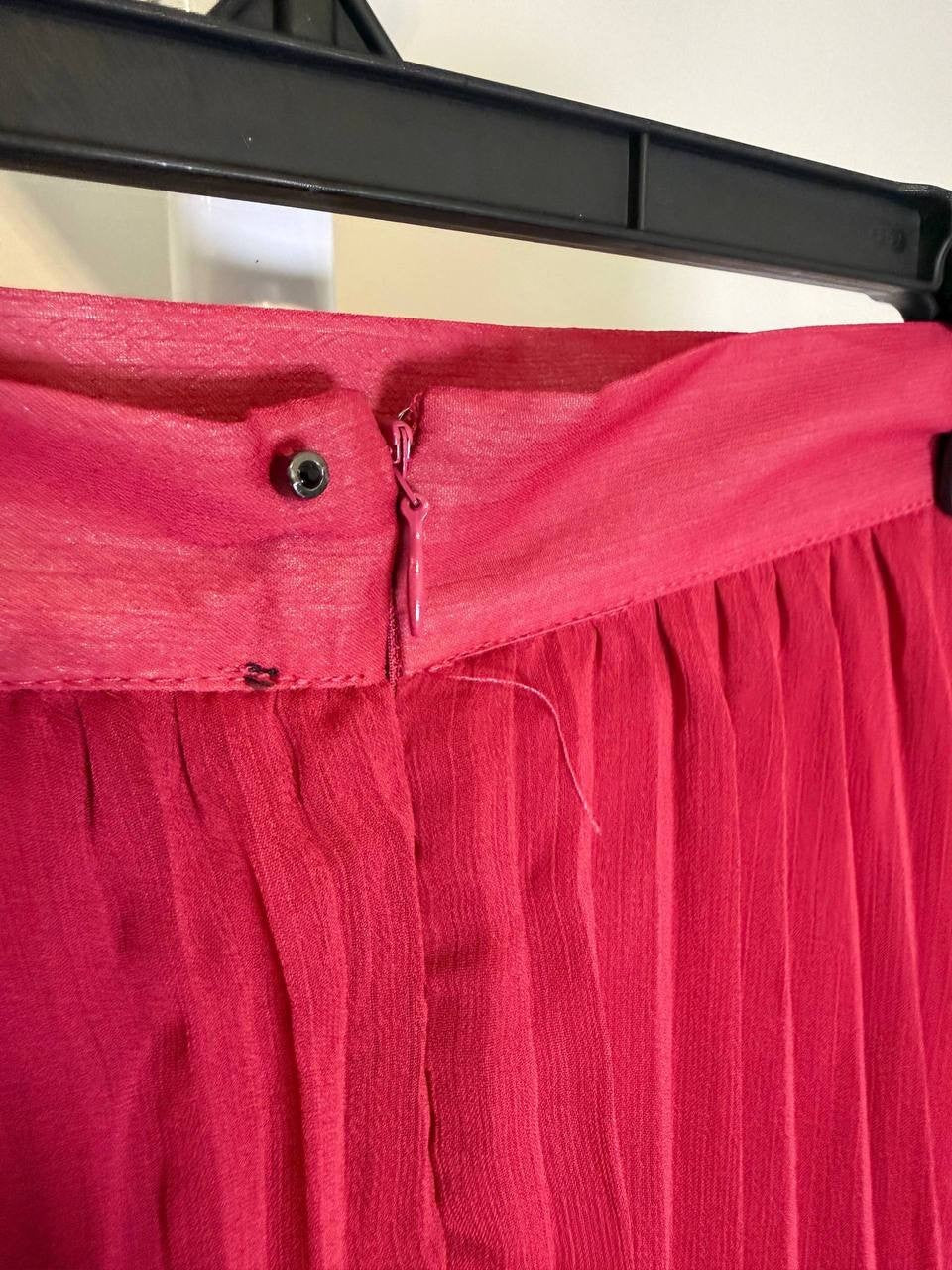Adrienne Landau Onyx Pleated A‑Line Skirt – Maroon – Size L – NWT – $119
