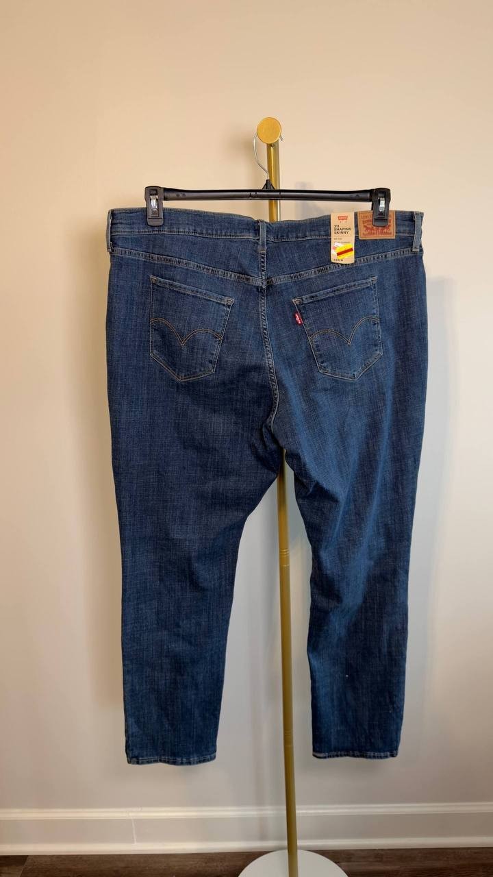 Levi’s 311 Shaping Skinny Jeans Plus Size Blue 24W NWT $59.50