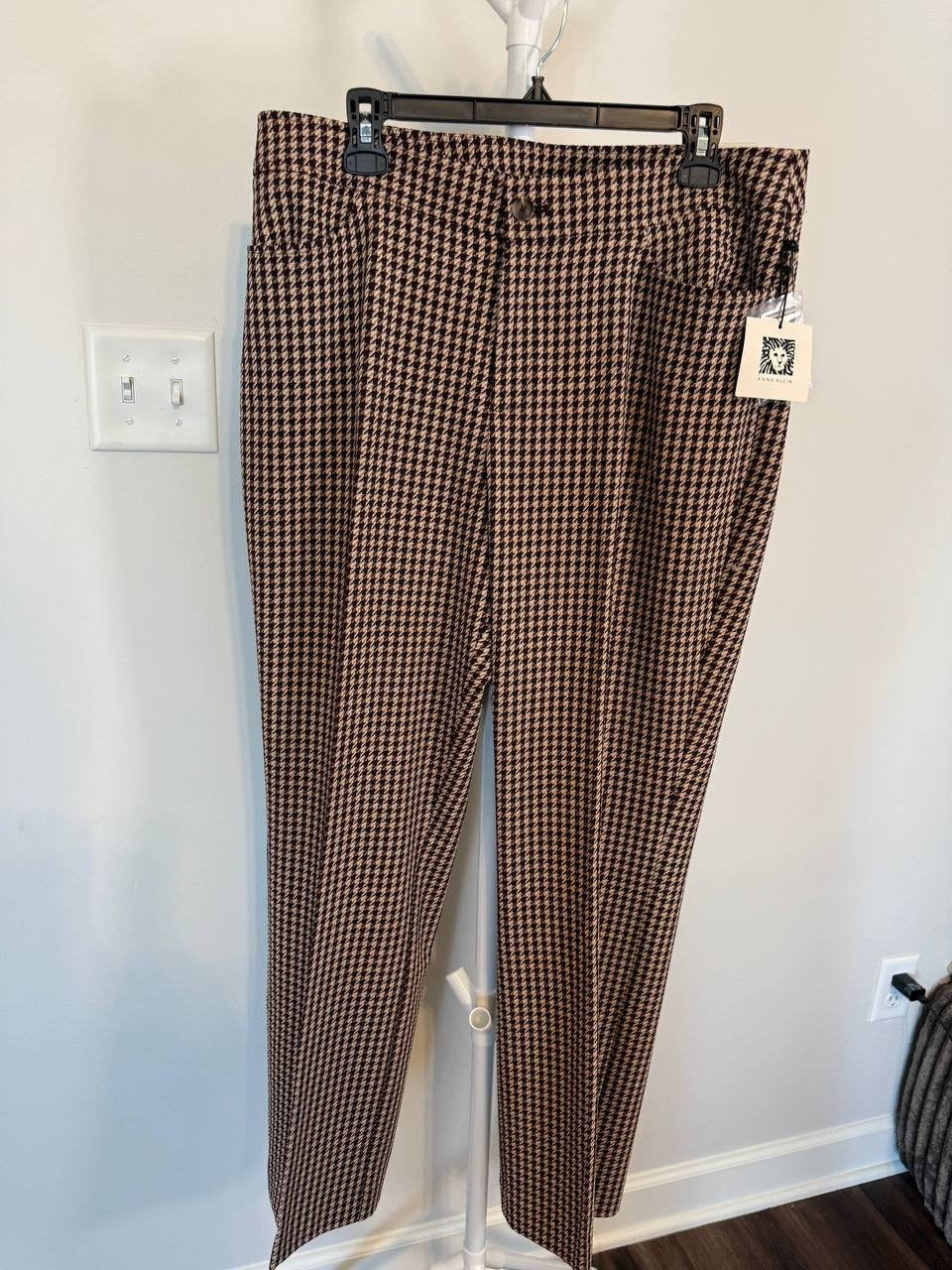 Anne Klein Bootcut Houndstooth Print Pants – Size 14 – NWT – $99