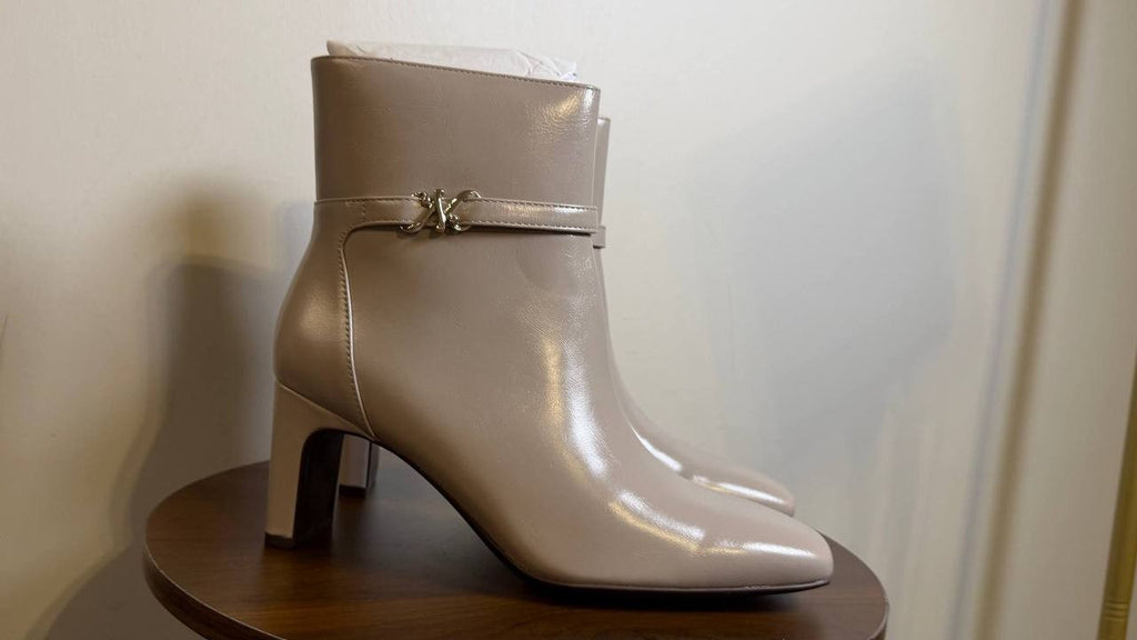 Naturalizer Soft Milk Synthetic Ankle Booties 8W New in Box MSRP $160