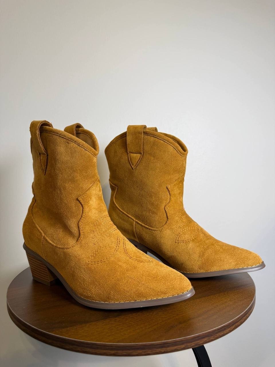 French Connection Carrie Western Boots–Cognac–Size 7.5–Faux Leather–New i Box