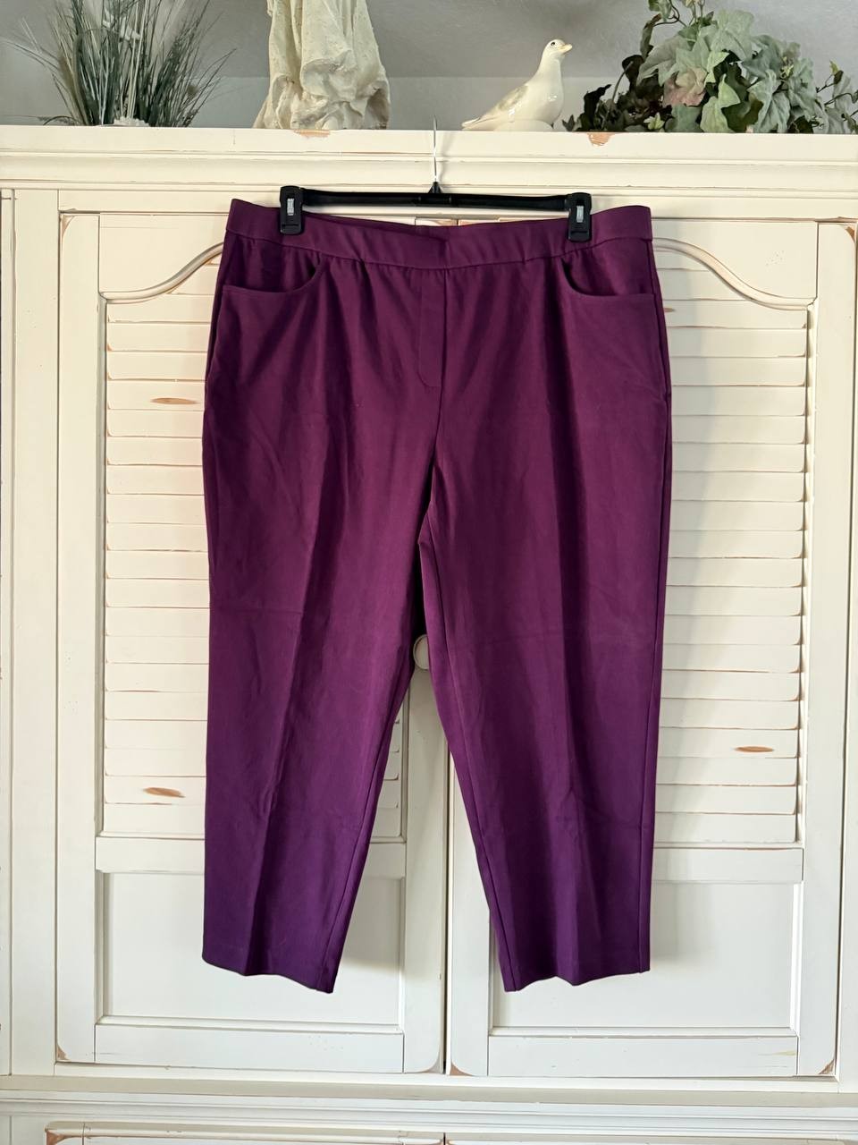 Plus Women’s Allure Fitted Stretch Short Length Pant 2X Purple NWT $52