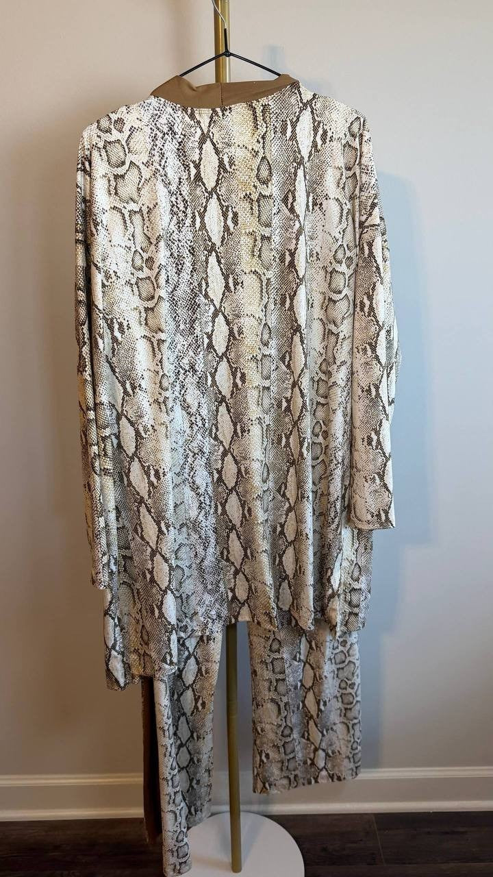 Coin 1804 Plus Python Contrast Cardigan Sweater Off White Camel 1X NWT $40