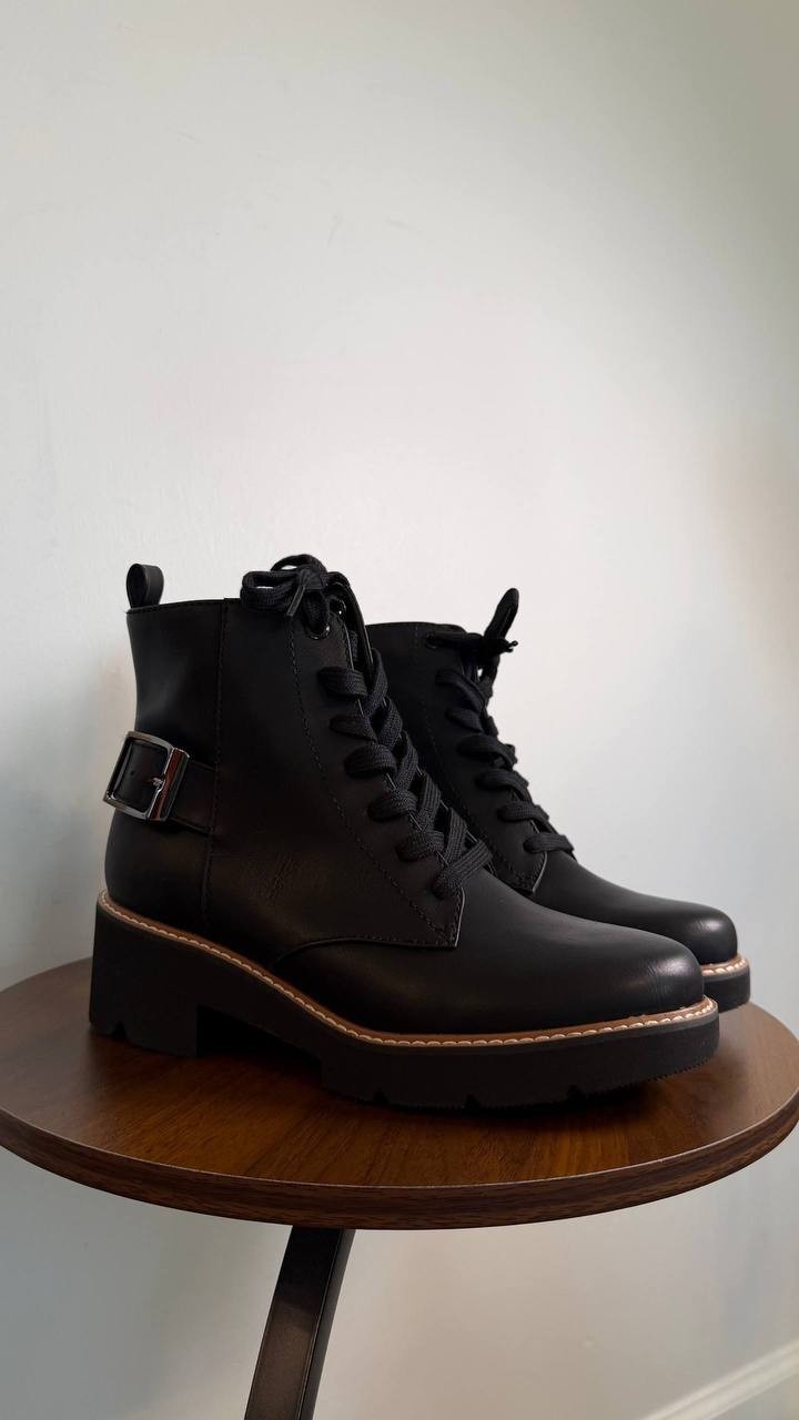 Naturalizer Cabaret Ankle Bootie Black 6W Faux Leather Lug Sole $159 NWB