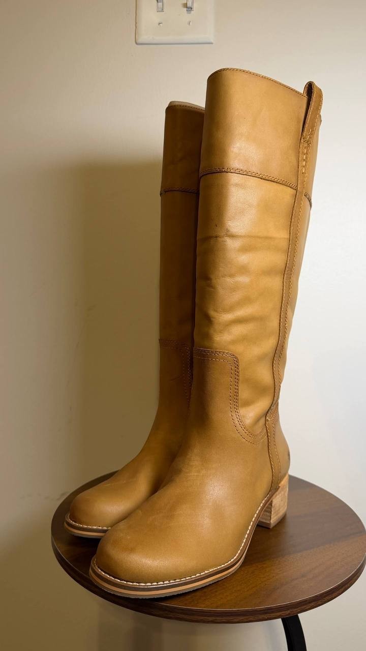 Lucky Brand Hybiscus Boots 10M Cream Leather Knee‑High Riding NIB msrp$229