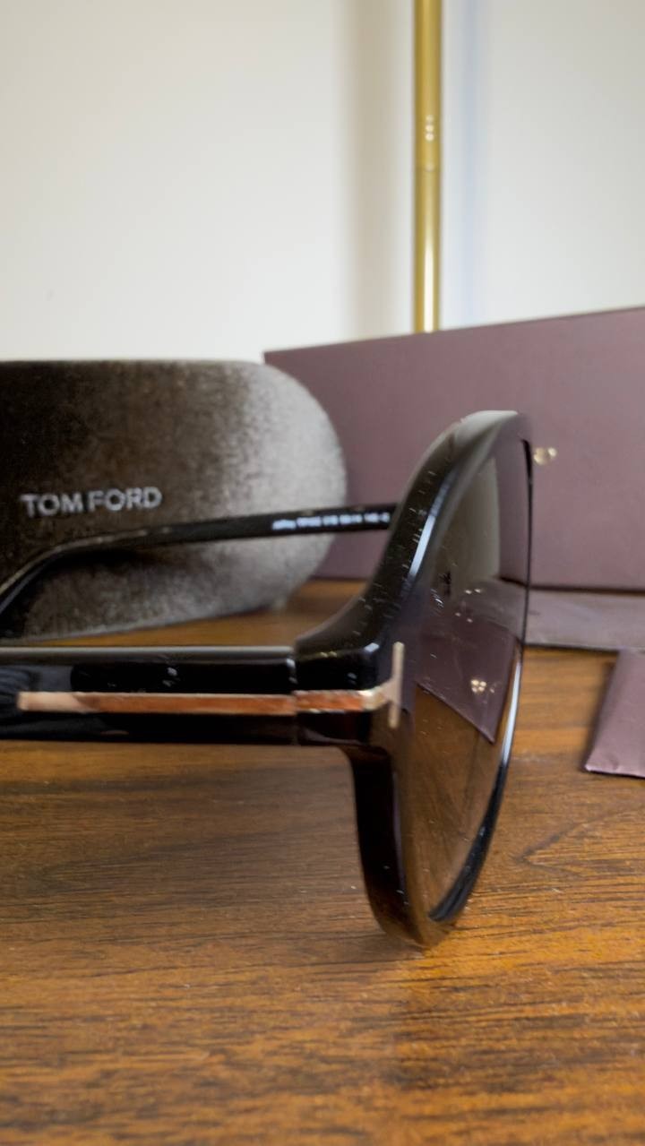 Tom  Ford   Sunglasses  Shiny  Black/Smoke  Gradient  OS  NWT  $325 