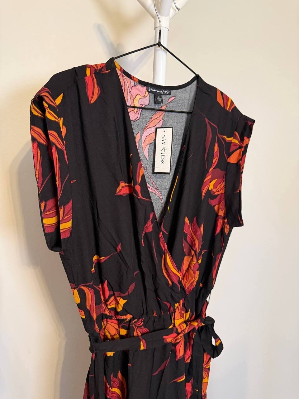 Sam & Jess Printed Faux‑Wrap Maxi Dress – Size L – NWT – $89