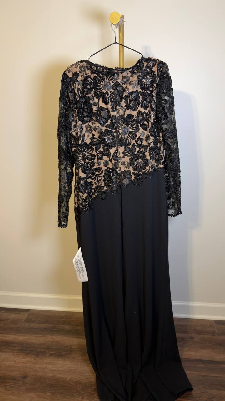Tadashi Shoji Forena Embroidered Crepe Gown Black/Nude 14 NWT $478