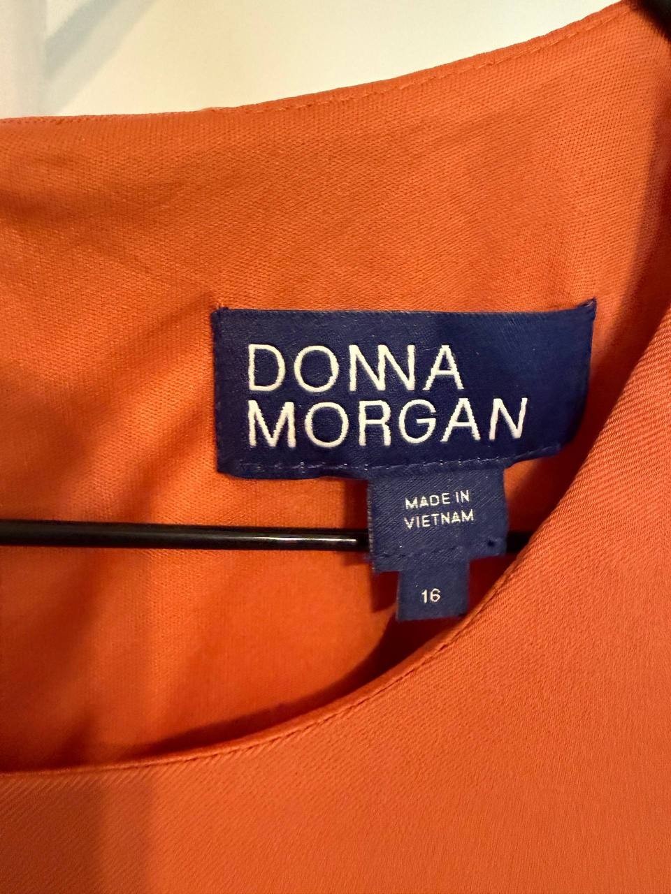 Donna Morgan Sleeveless Sheath Midi Dress – Size 16 – NWT – $138