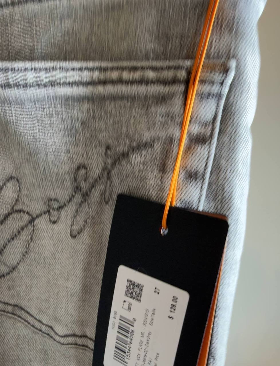 BOSS Kick‑Flare Comfort‑Stretch Slub Denim Jeans Soft Grey 27 NWT $129