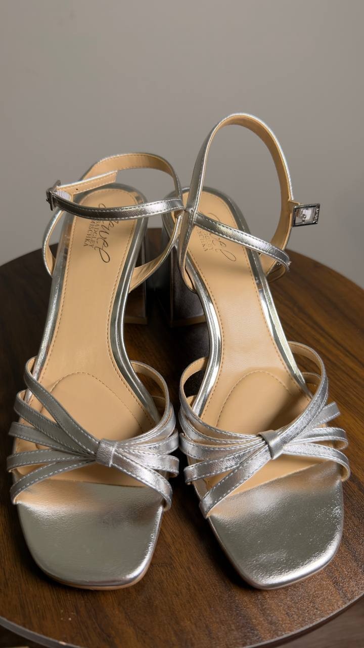 Jewel  Badgley  Mischka  Dress  Sandals  Silver  7.5  New  $119