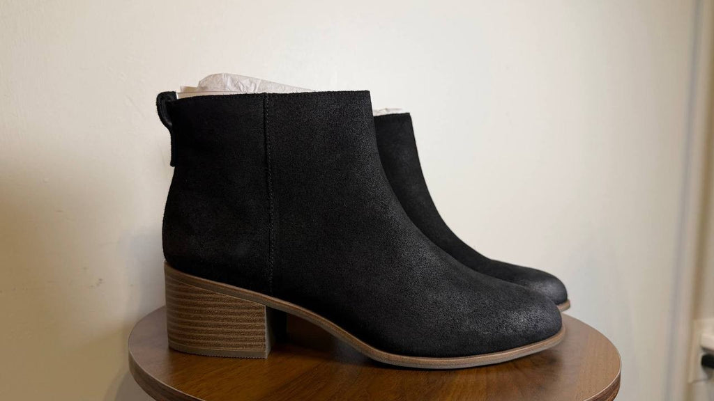 Dr. Scholl’s Suede Ankle Boots 9.5M Black New in Box MSRP $130