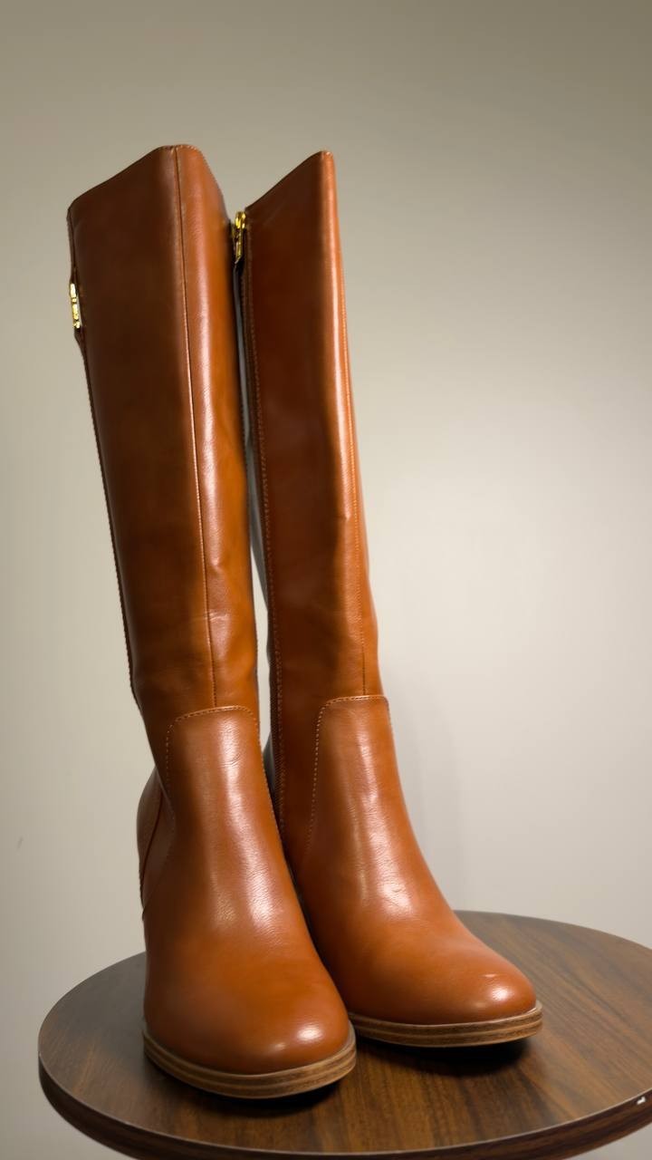 Tommy  Hilfiger  High  Dress  Boots  Medium  Natural   7.5M  New  $158.99