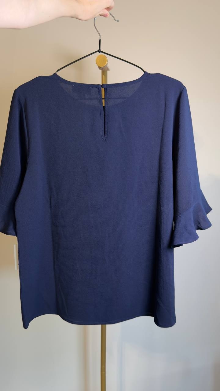 CeCe Crewneck 3/4-Sleeve Ruffled Cuff Blouse Classic Navy M NWT $49