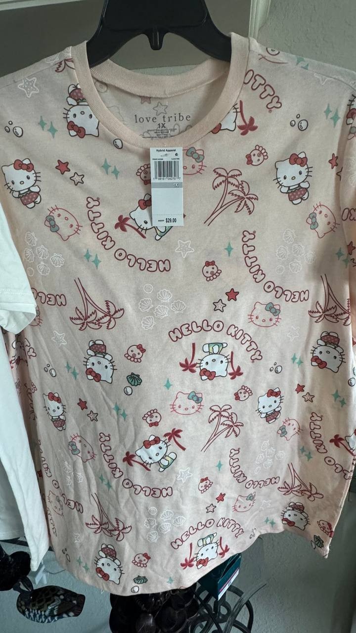 Lot of 3 1X Graphic T-Shirts Women Peanuts Barbie Hello Kitty Set of 3