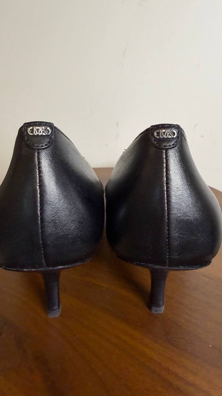Michael Michael Kors Black Leather Pointed Toe Pumps Size 8.5M NIB MSRP $150