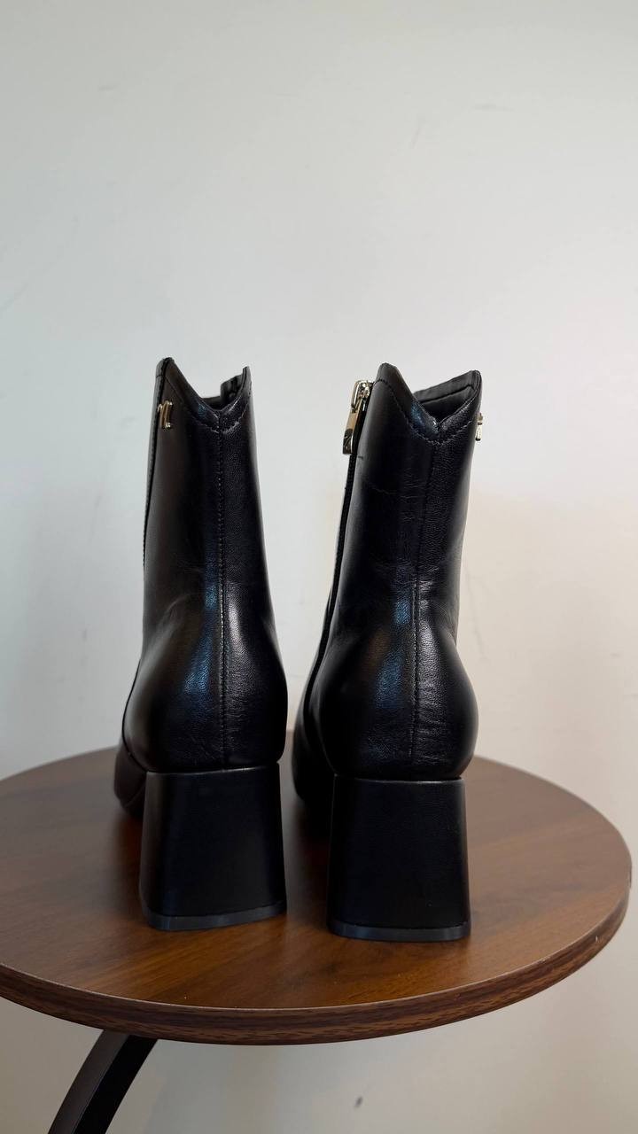Naturalizer Christine Dress Bootie Black 8M Leather Square Toe $190 NWB