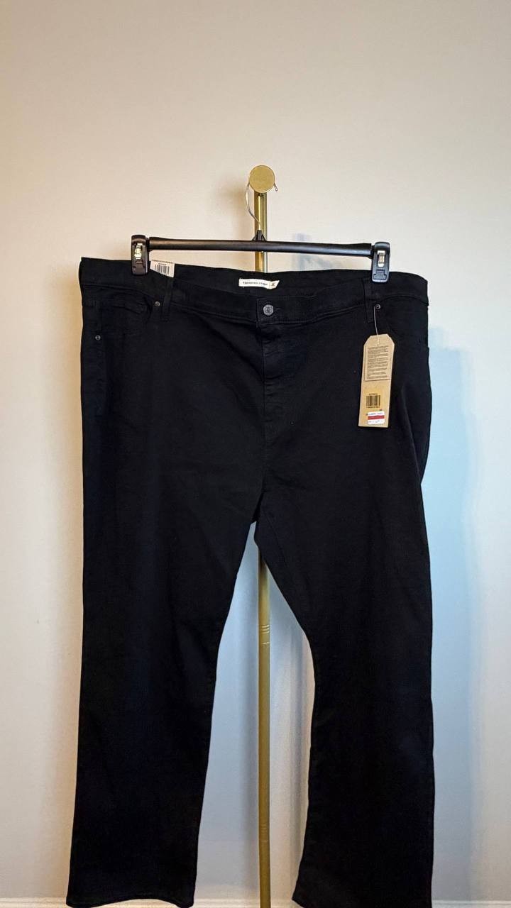 Levi’s 724 High Rise Slim Straight Jeans Black 26W NWT $75