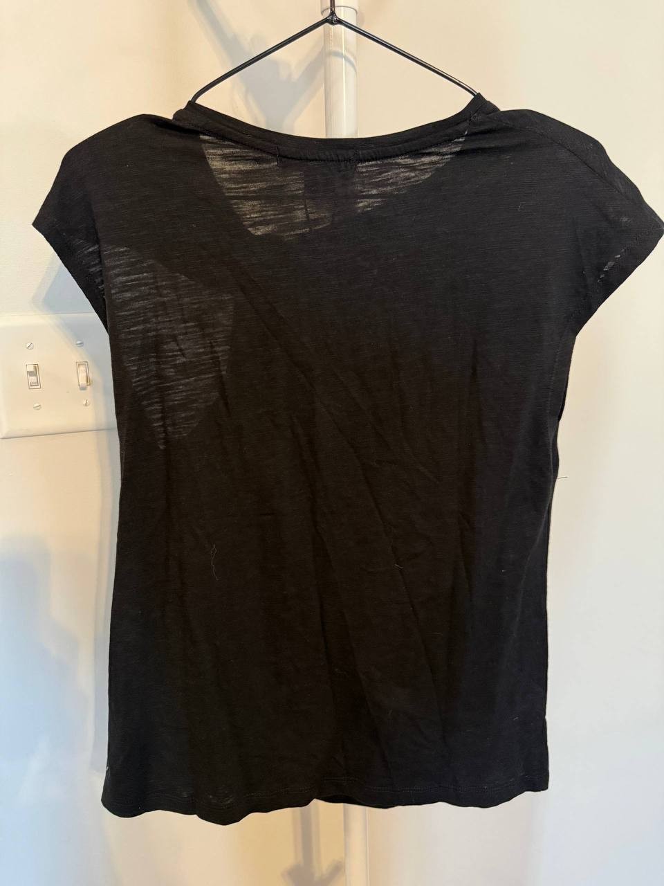 Sanctuary “So Twisted” Asymmetric Muscle T‑Shirt – Size S – NWT – $39