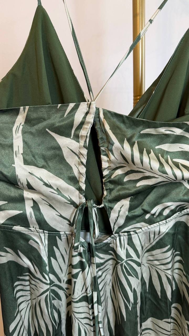 Guess Yasmin Satin Wide-Leg Jumpsuit Green Size L NWT Damaged Seam $178