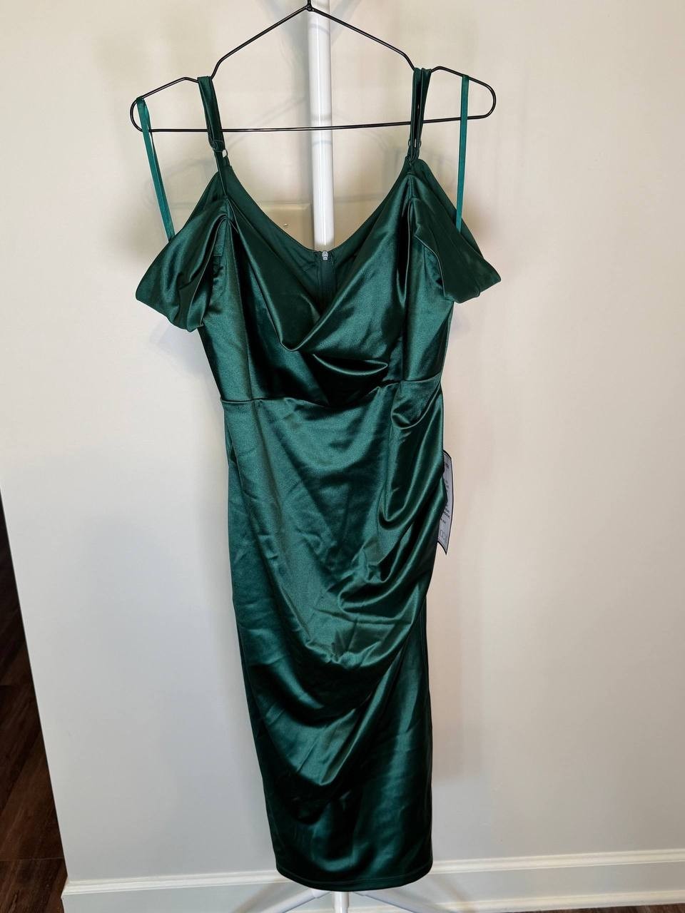 Driftwood Women’s Dress-Size-14W-Off‑Shoulder Spaghetti Strap-Black-Damaged- $99