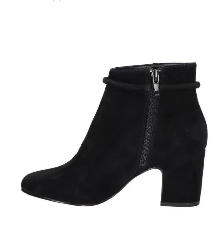 Bella Vita Diaz Booties 9 Black Suede Chain Detail Zip Dress Heel NIB msrp$125