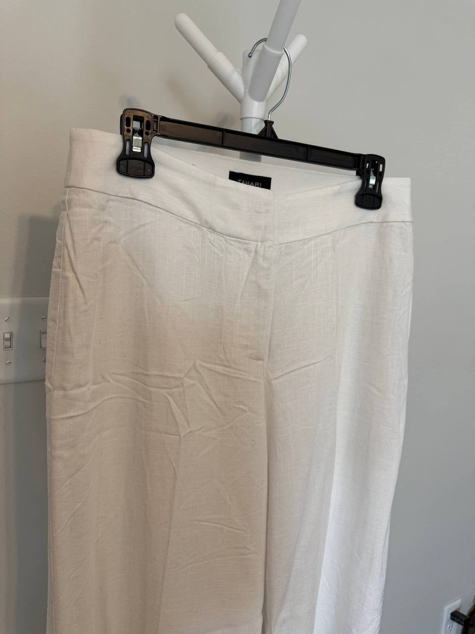 Tahari Petite Wide‑Leg Pants – Size 6 – NWT – $99
