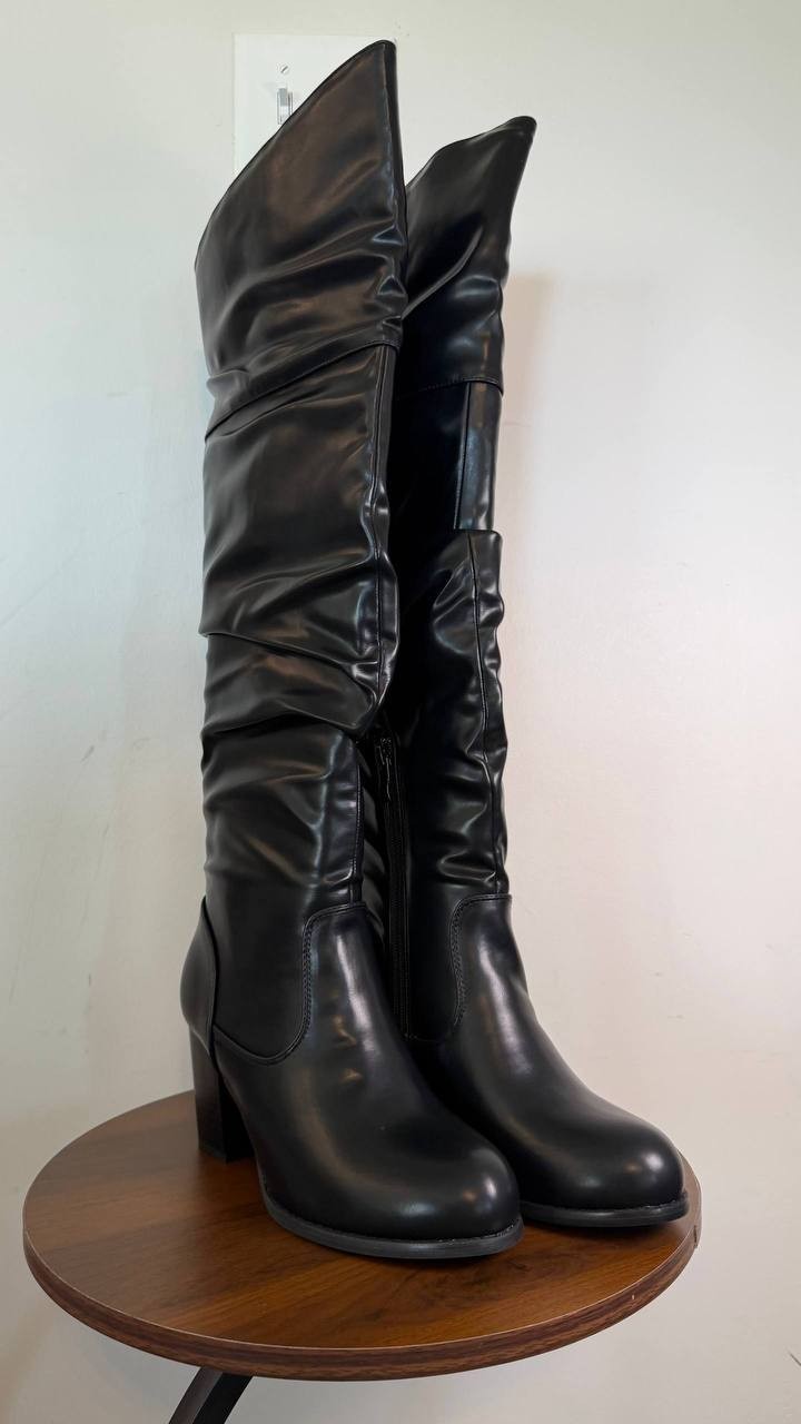 Journee Collection Women’s Stacked Heel Boots Black 8WD Man‑Made $143 NWB