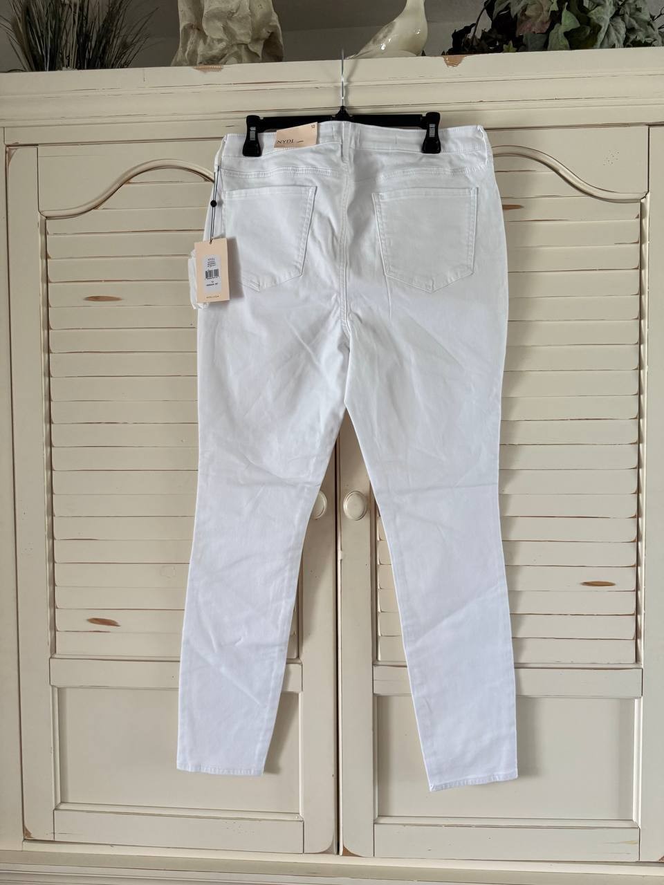 Gloria Vanderbilt Amanda Petite White Stretch Denim Jeans 8P NWT Tapered