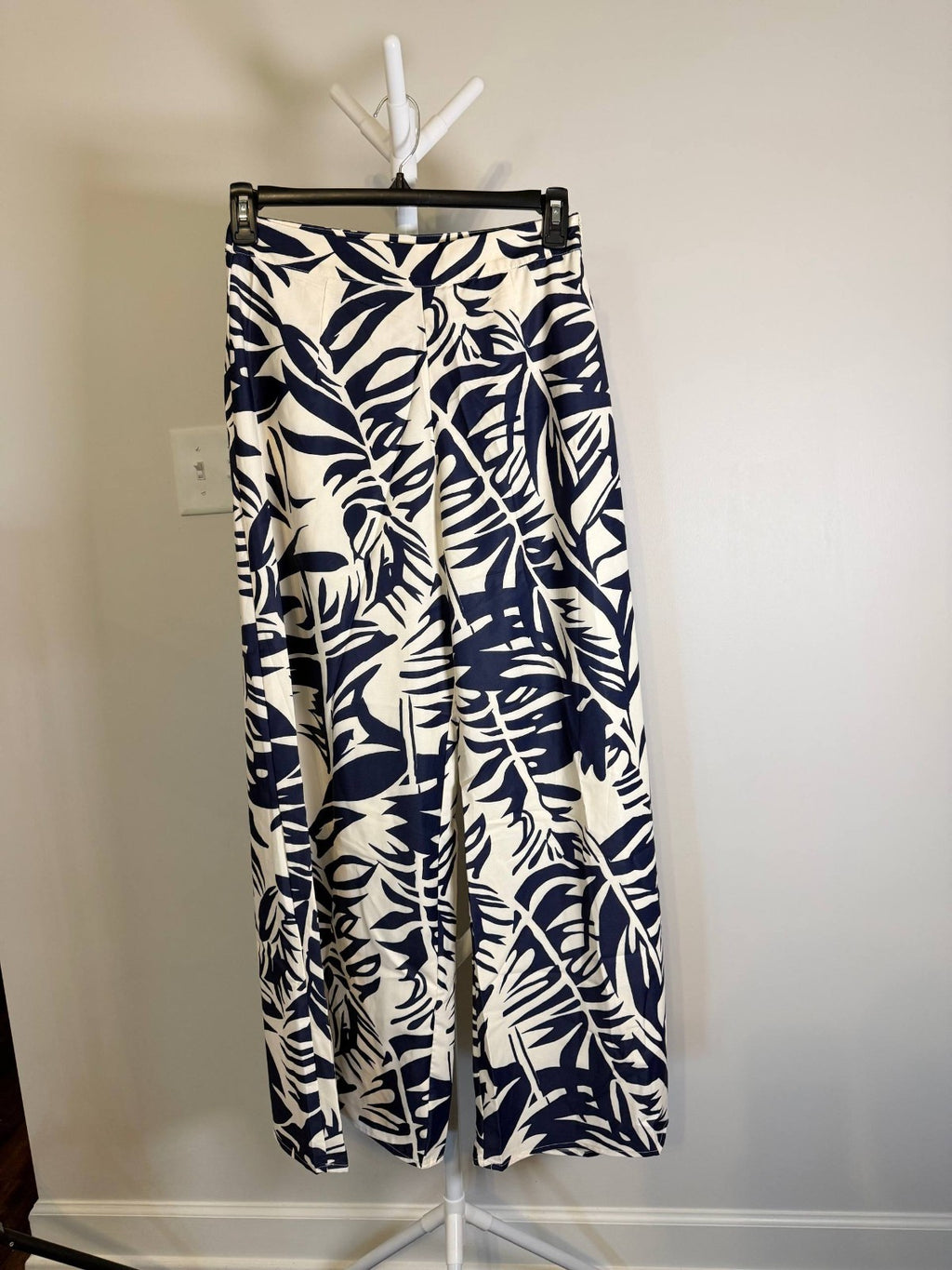 Cupshe Tropical Floral Wide Leg Pants Blue Size M