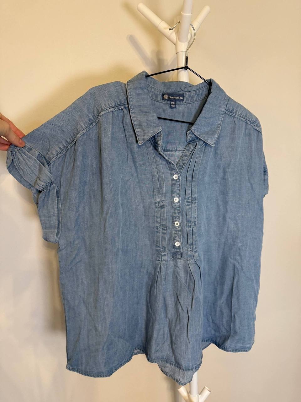 Democracy Ruched Short‑Sleeve Collar Button‑Down Pleated Petite Shirt – PXL –NWT