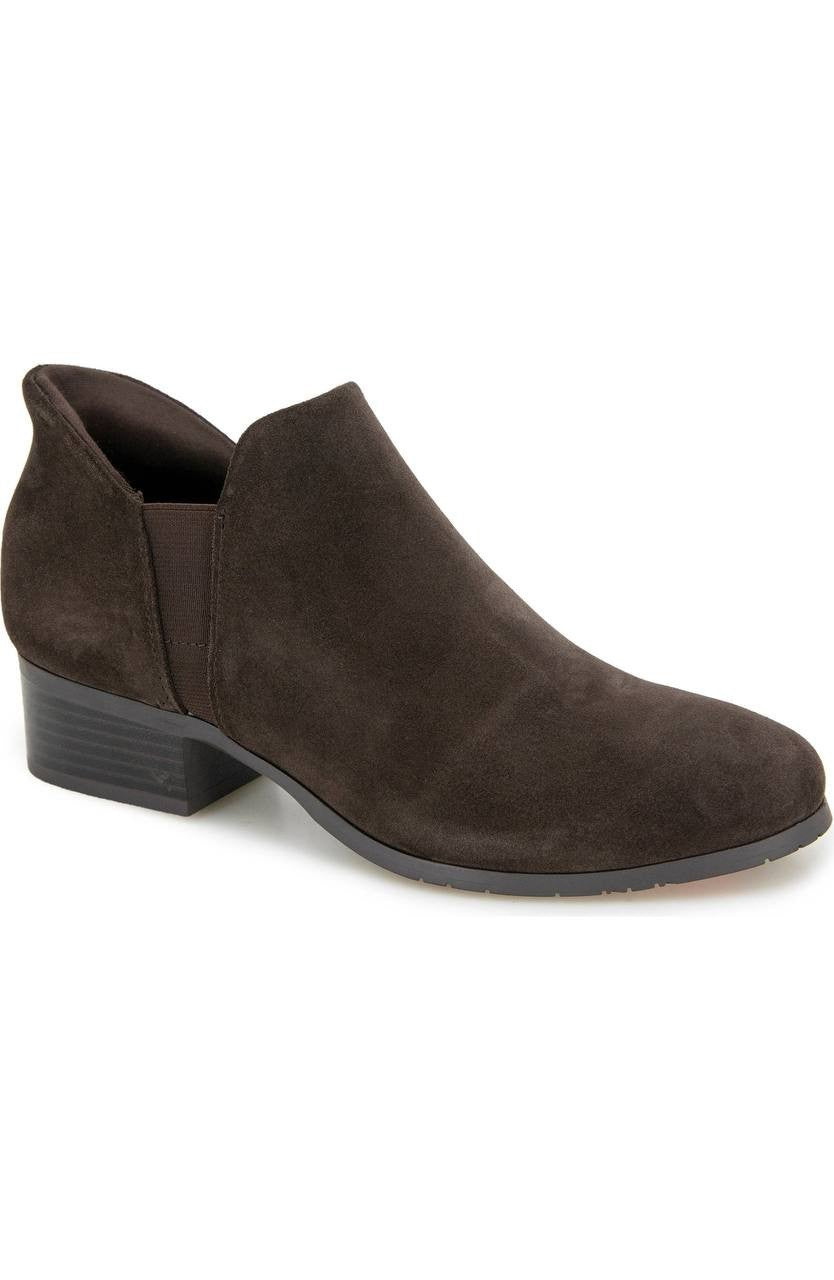Kenneth Cole Reaction Serafina Booties 8M Chocolate Suede Pull‑On NIB msrp$99