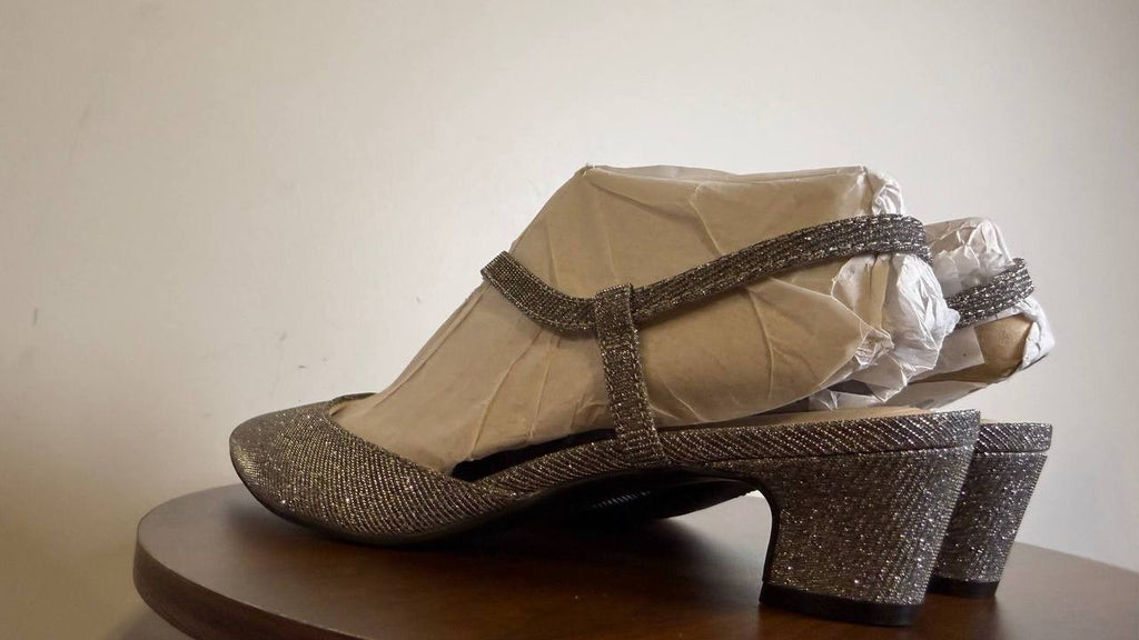 LifeStride Women’s Pumps 8.5M Pewter Fabric – New in Box – MSRP $79.99
