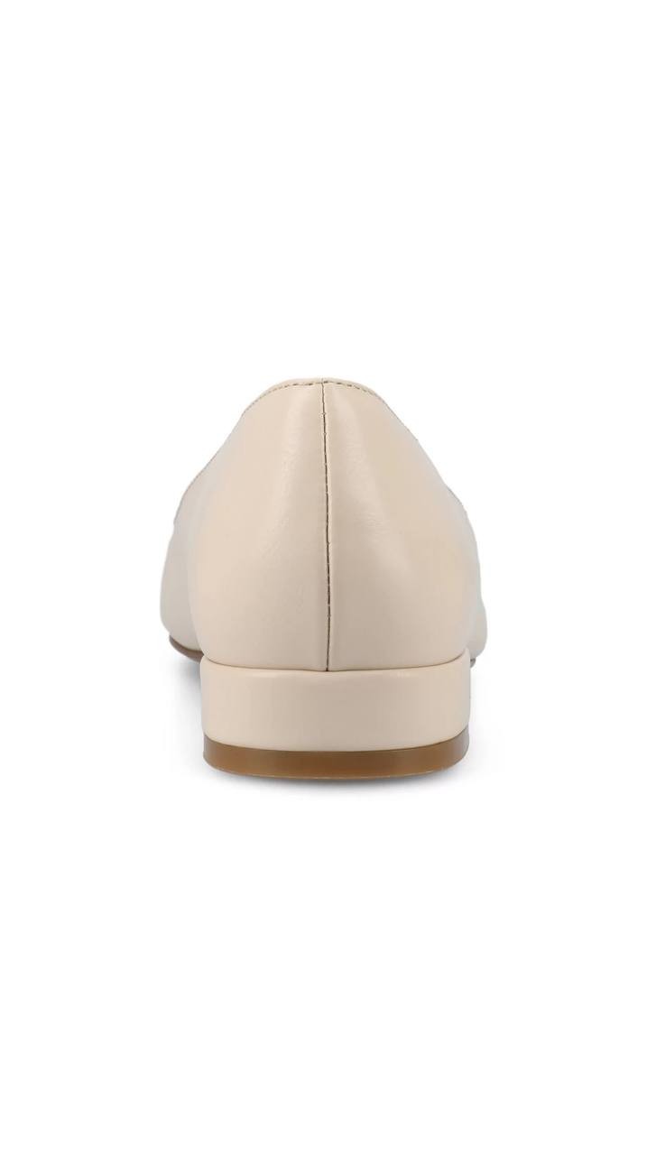 Journee Collection Pointed Toe Flats Bone 10 WD New $86.00
