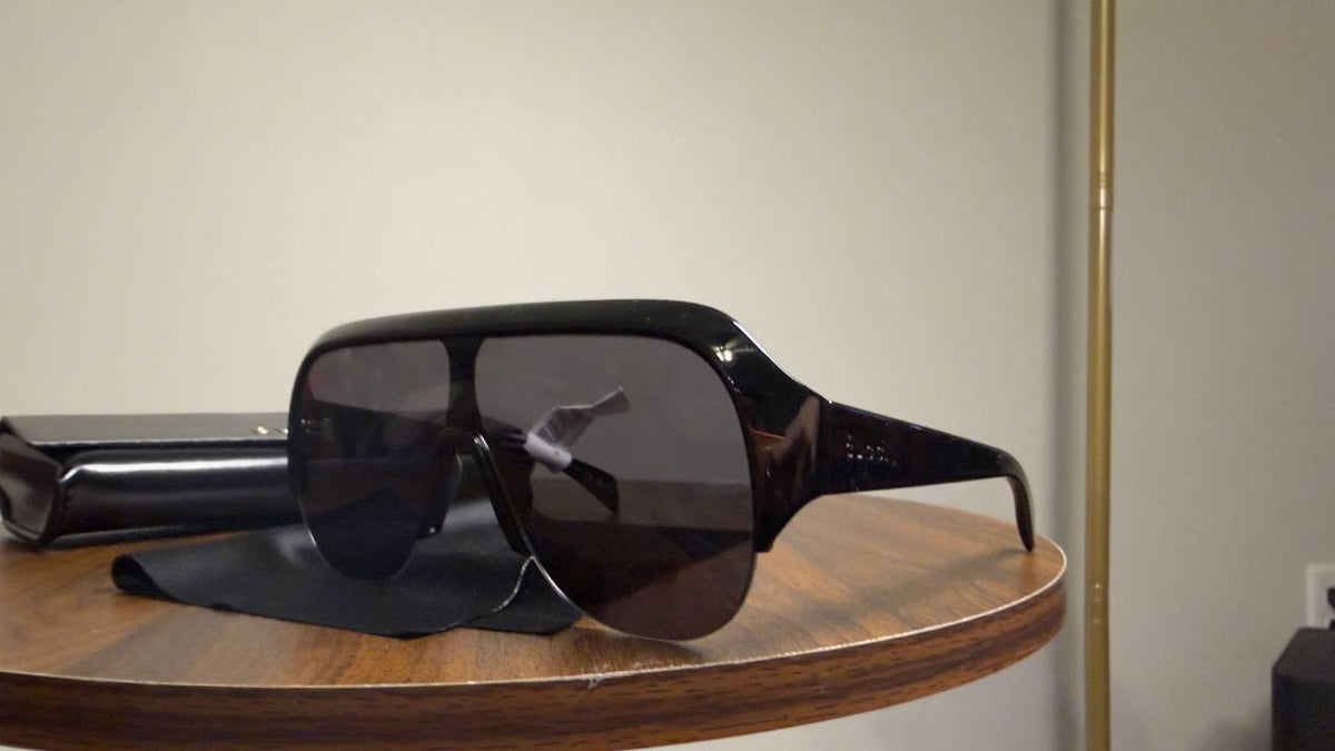 Gucci  Oversize  Shield  Sunglasses  Black  OS  NWT  $430