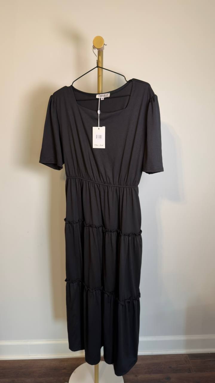 White Mark Square Neck Short Sleeve Tiered Maxi Dress Black M NWT $86