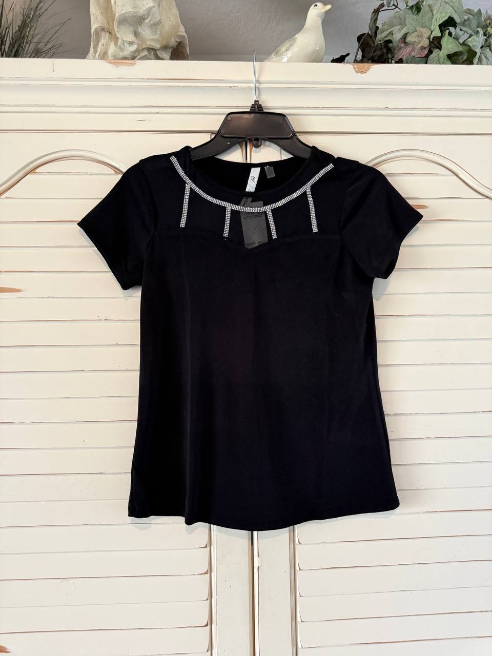 NY Collection Top PS Black Petite Short Sleeve Crepe Knit Scoop Neck Blouse NWT