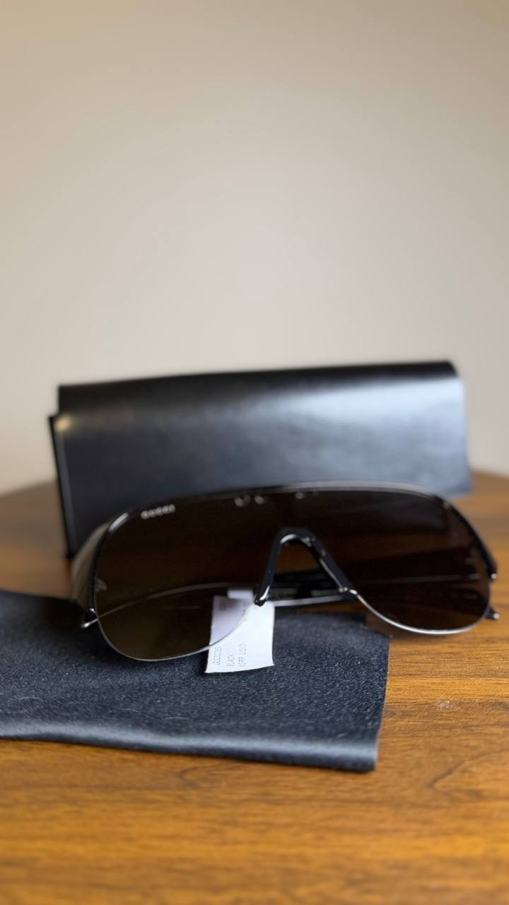 Gucci Women’s 99mm Oversize Shield Sunglasses Black NWT $430