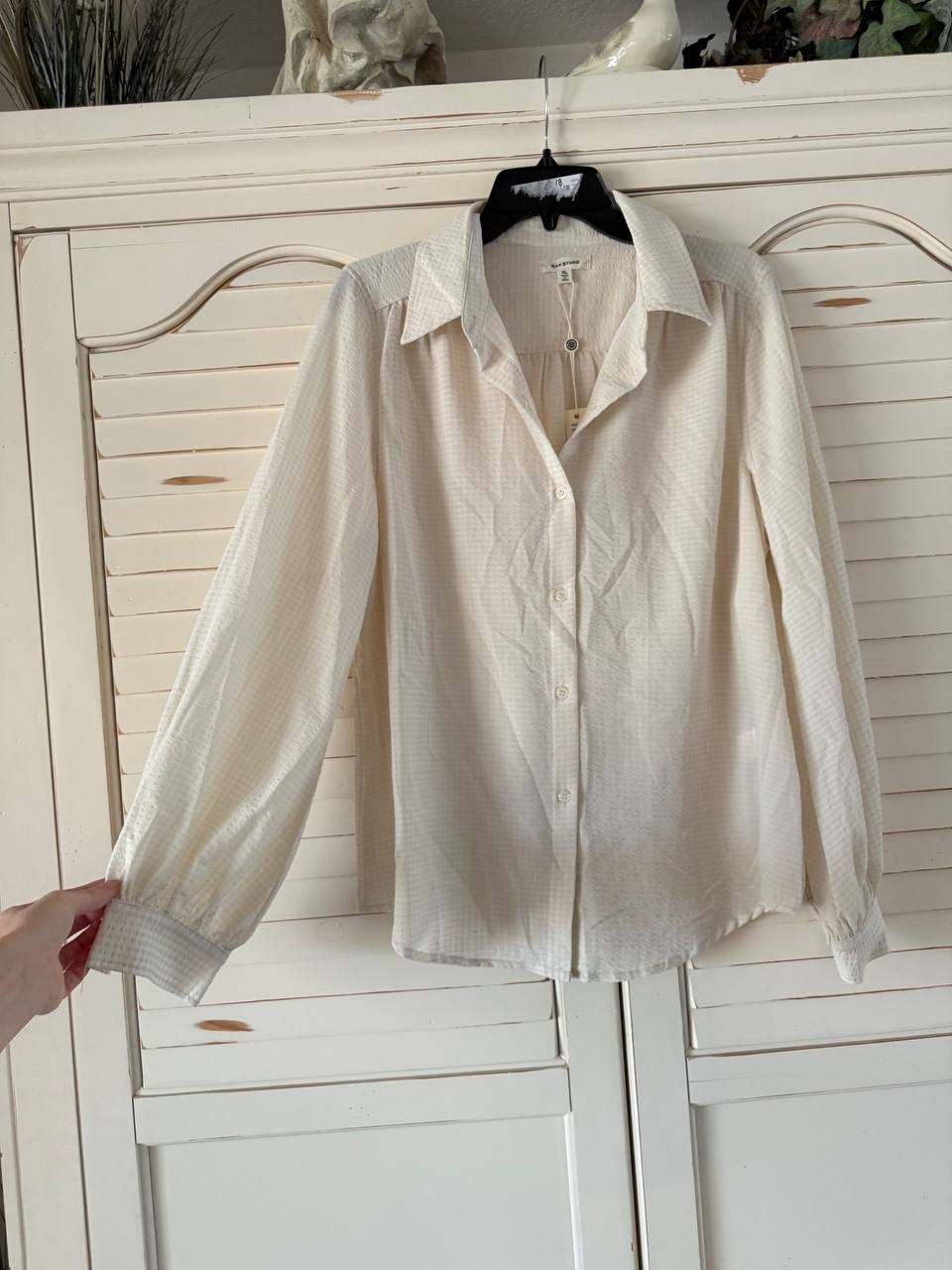 Max Studio Text Grid Collared Blouse Beige Size XL NWT $98 – Classic Chic