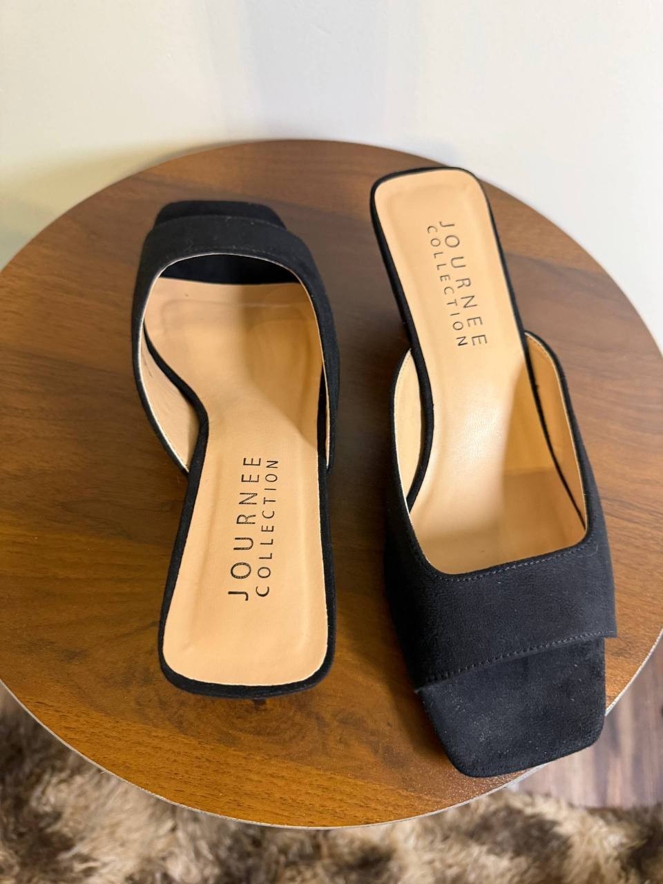 Journee Collection “Larna” Open‑Toe Wedge Sandals–Size 7.5 W–BlackFaux Suede–NIB