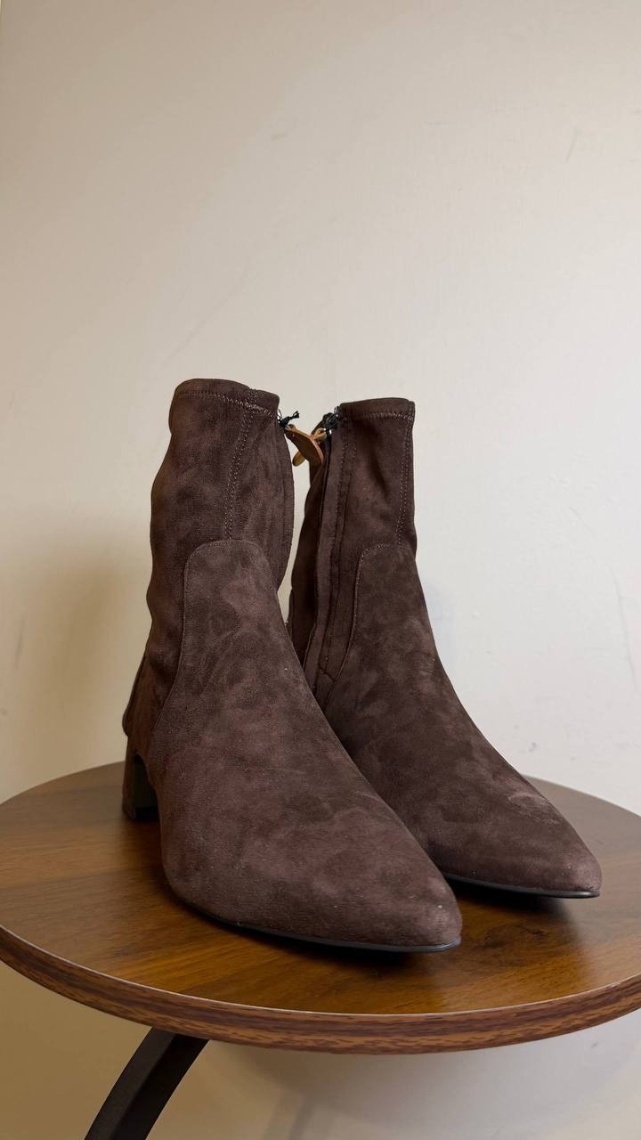 Gentle Souls Gallway Boots Chocolate 7.5M Faux Suede MSRP $209 NWB