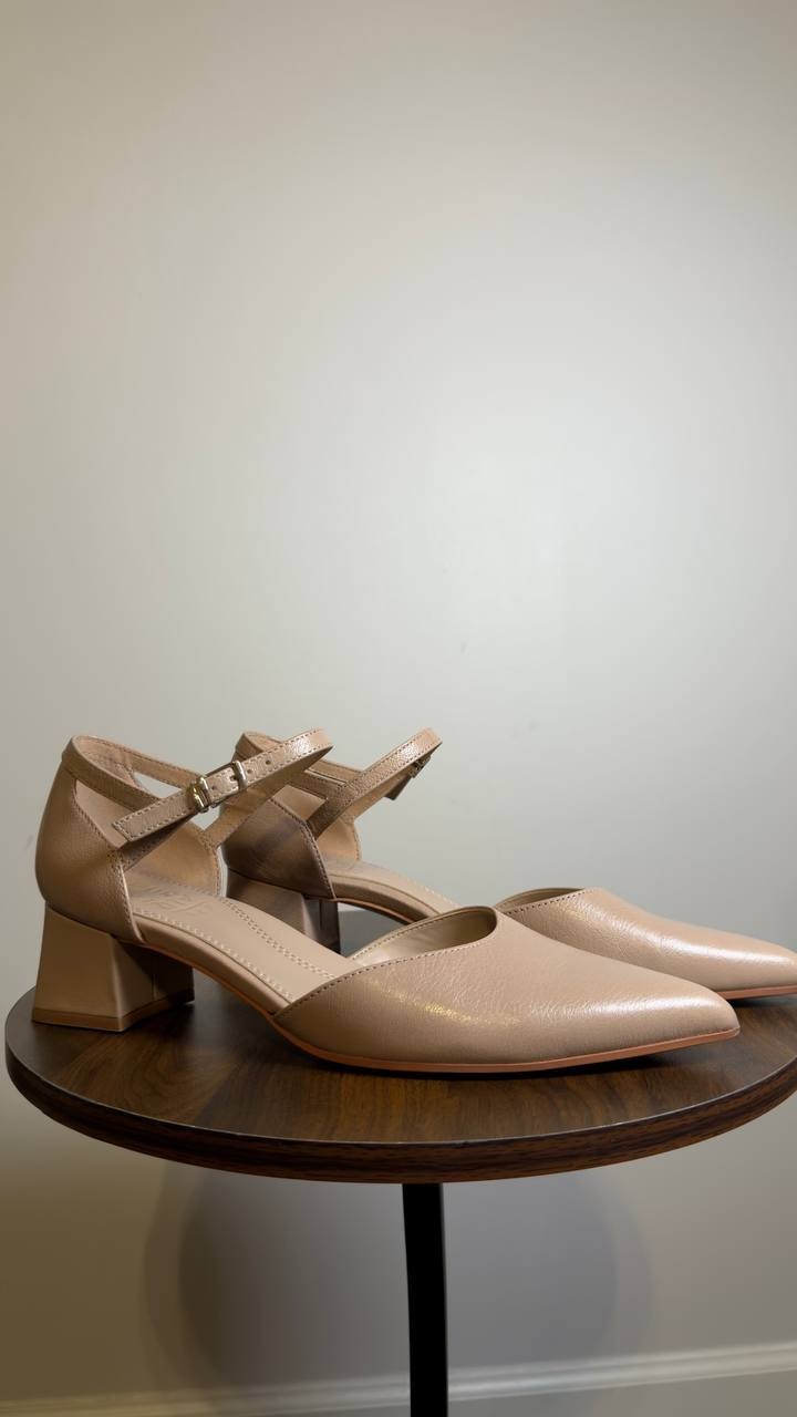 Naturalizer  Block Heel Pumps  Warm Taupe  9.5M  New  $148