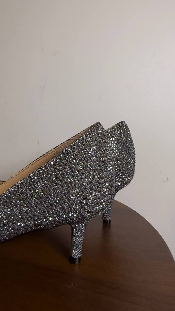 Badgley Mischka Jewel Smoke Glitter Fabric Heeled Pumps 7 New in Box $99