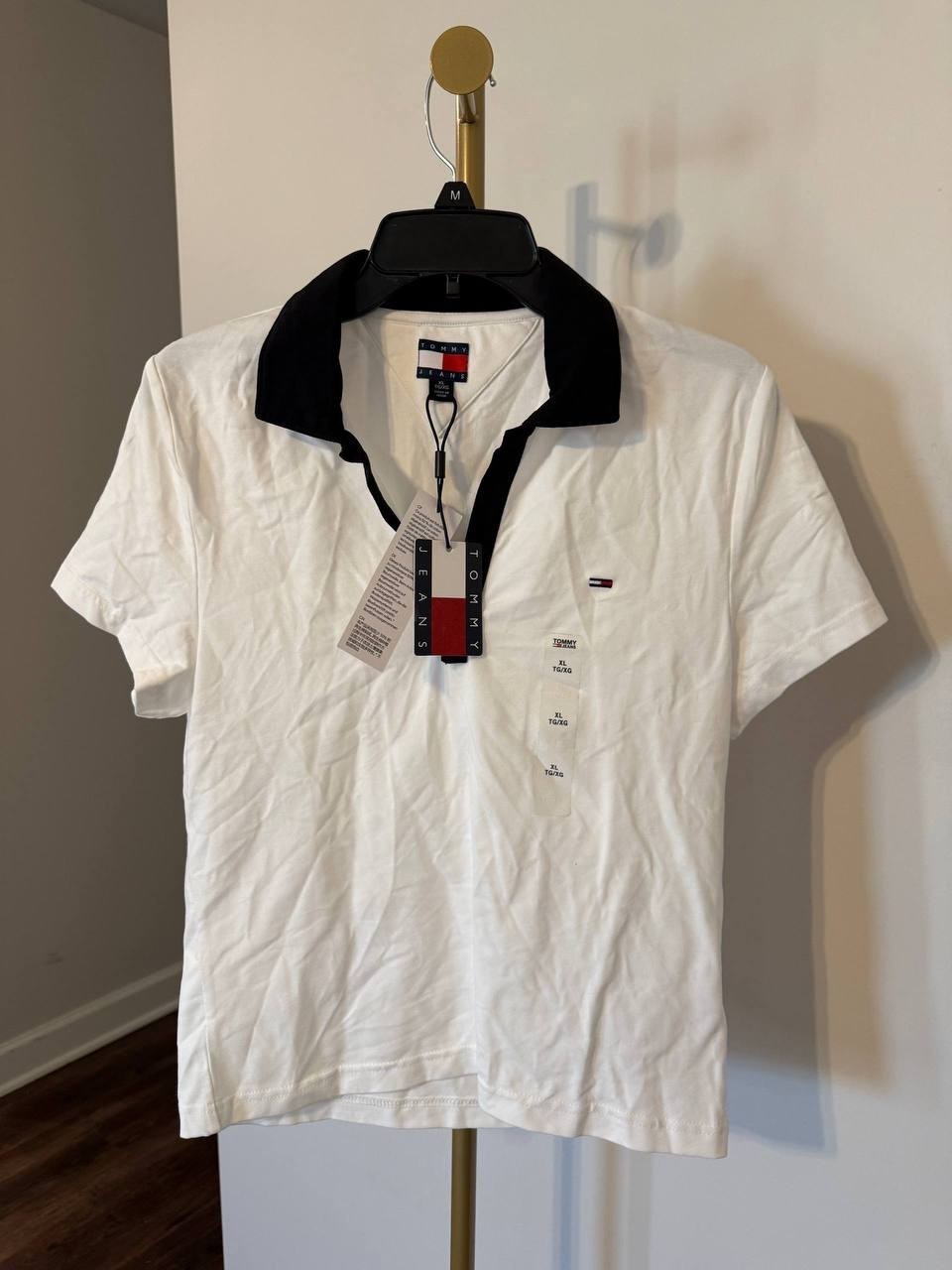 TOMMY JEANS White Tee w/ Black Trim XL NWT Contrast Casual Cotton Top